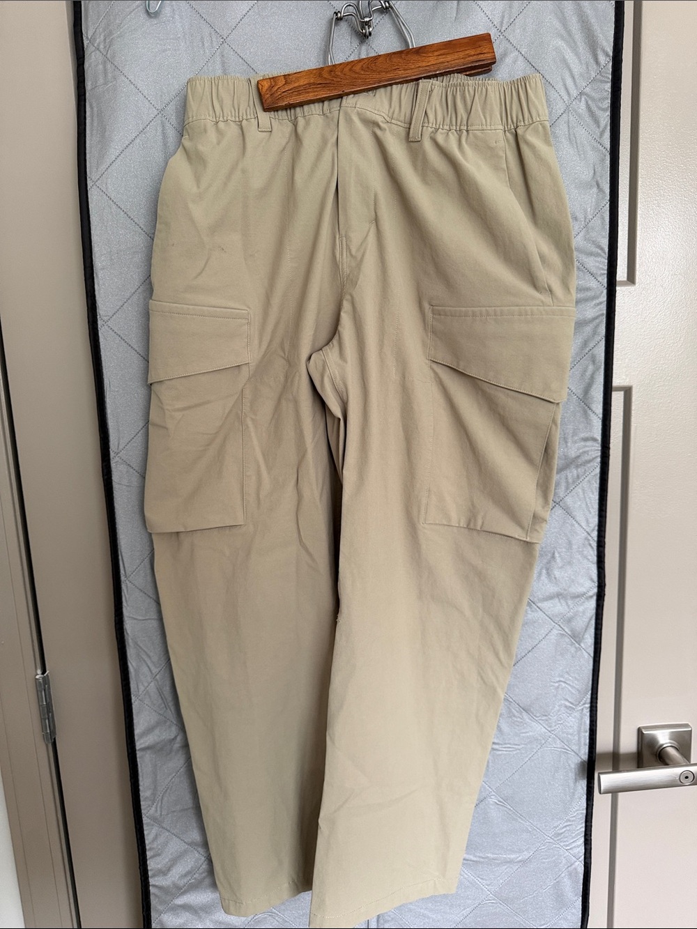 lululemon athletica Men’s Cargo Pants in Beige